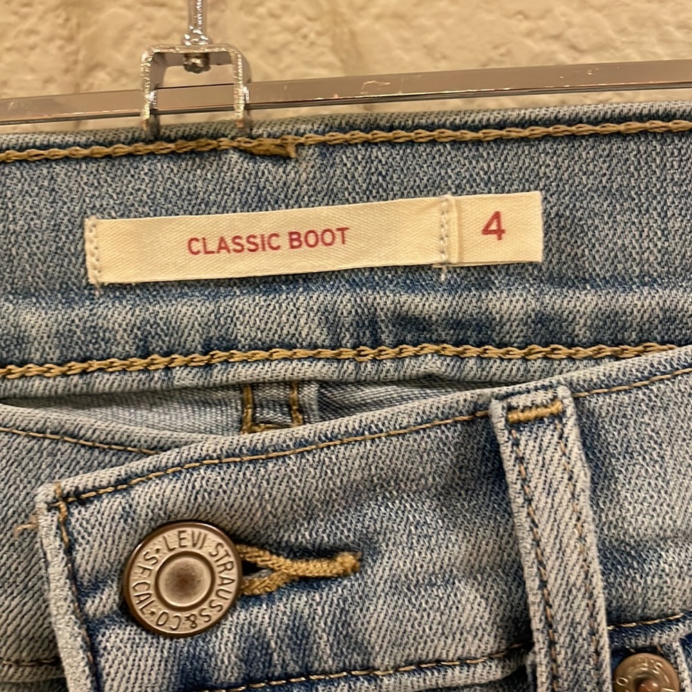 Levi’s Classic Boot Cut Jeans
